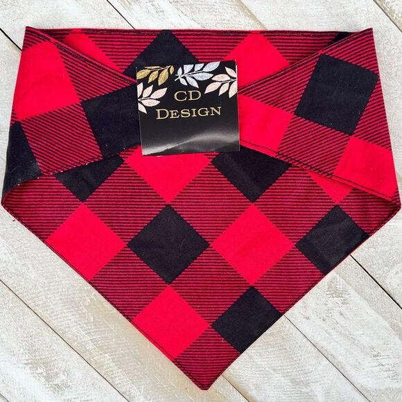 Red and black buffalo check bandana size medium - Picture 2 of 3